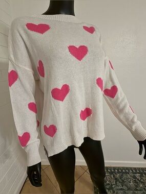 Mainstrip White Pink Heart Sweater Size M Acrylic